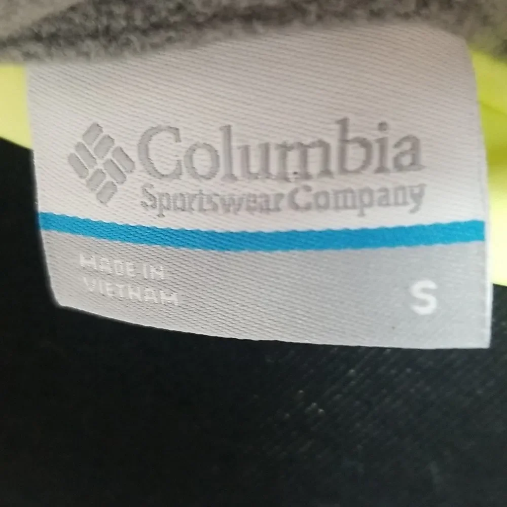 COLUMBIA Quilted Zip Front Vest - Picture 8 of 10